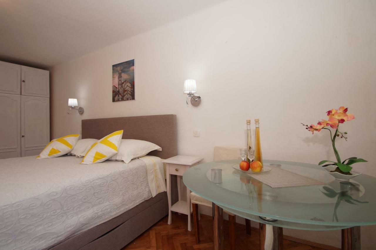 קורצולה Guest House Holiday מראה חיצוני תמונה