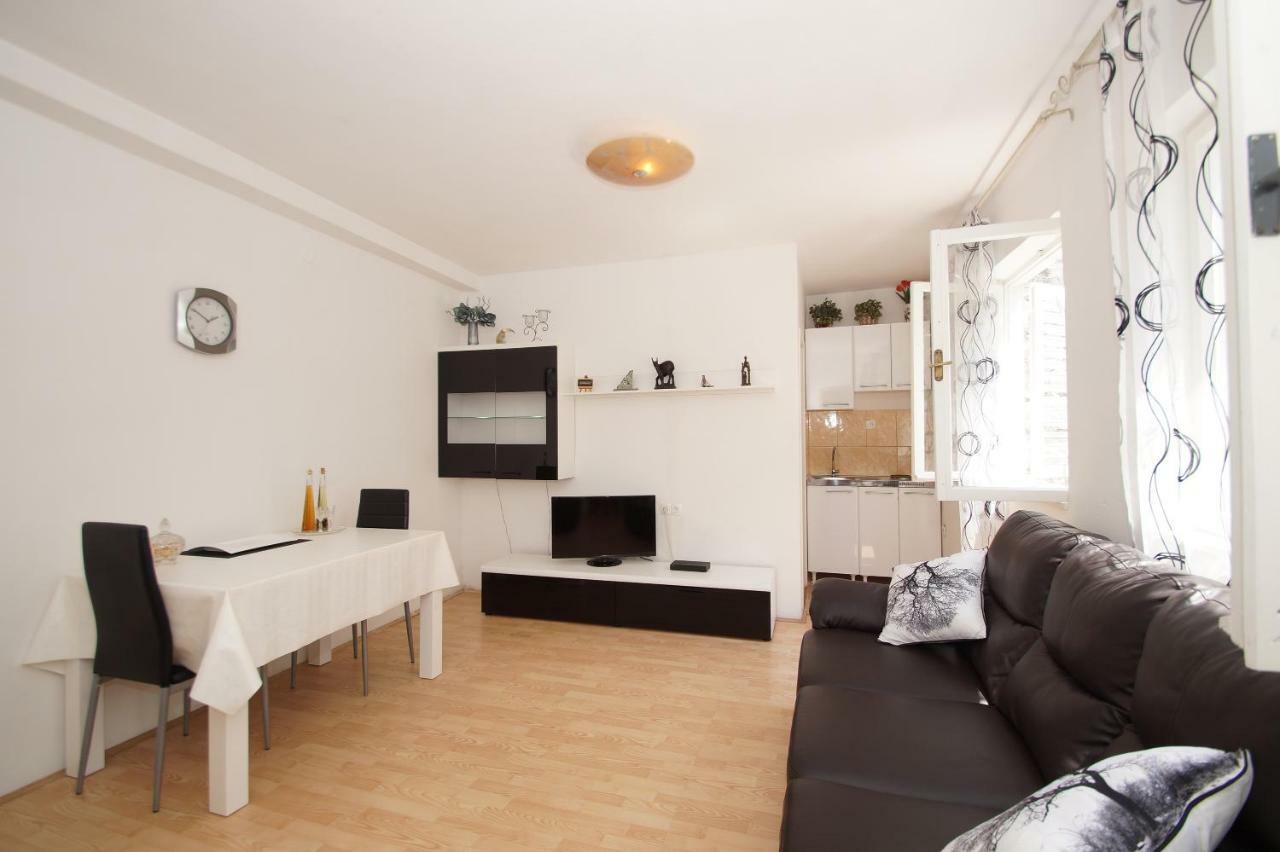 קורצולה Guest House Holiday מראה חיצוני תמונה
