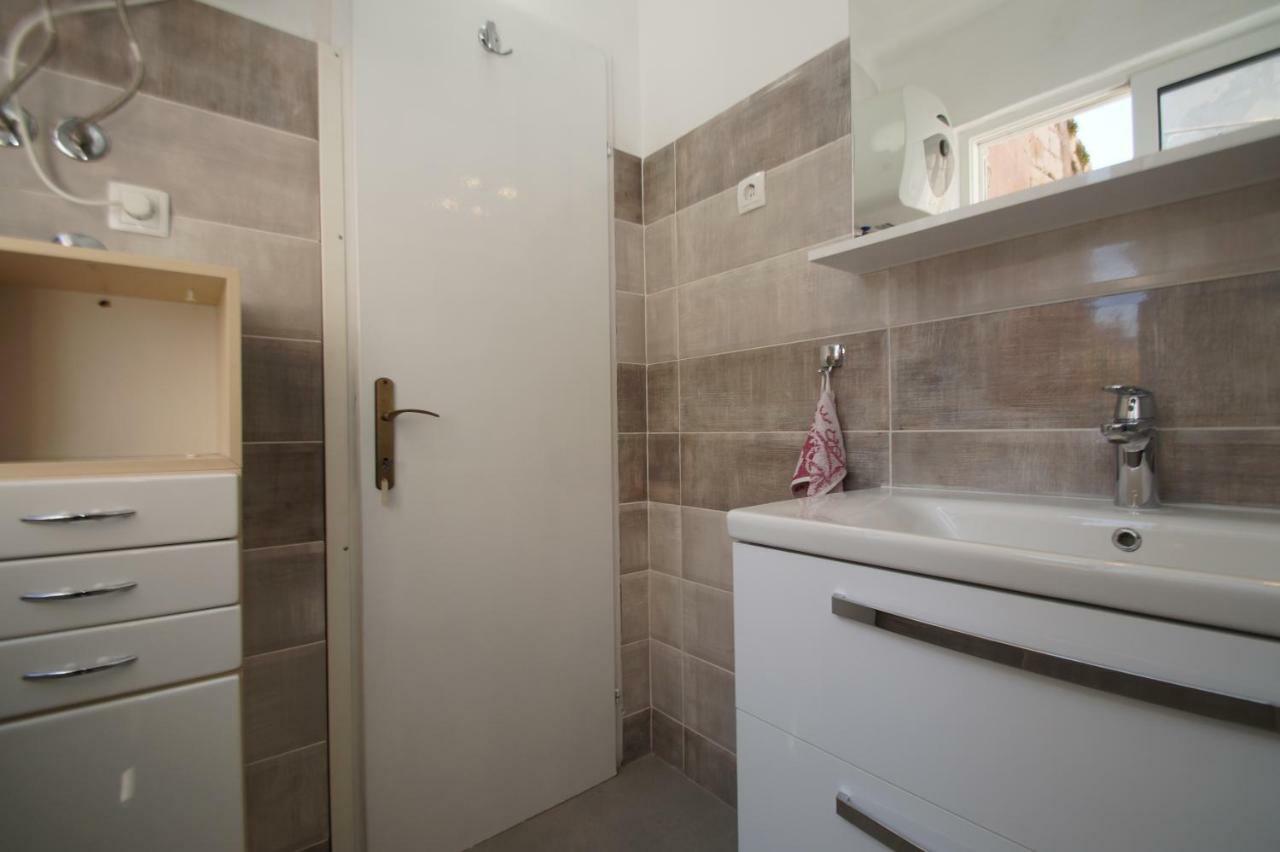 קורצולה Guest House Holiday מראה חיצוני תמונה